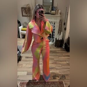 SHEIN Multicolor Pantsuit
Blazer medium
Pants large